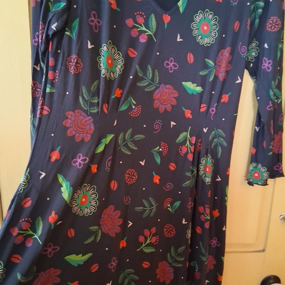 Gudrun Sjoden Black Modal Dress with Red And Green Floral Design Size Medium - Picture 5 of 13